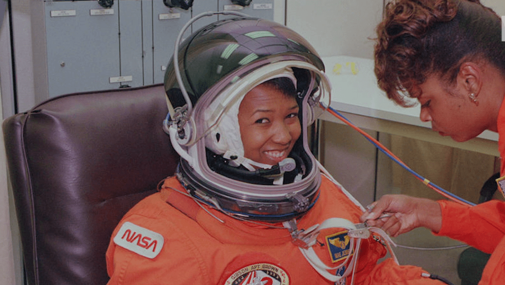 Hidden Figuras: Mae Jemison tile
